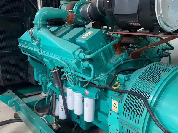 博山更换100kW柴油发电机组机油时，需要注意哪些事项？